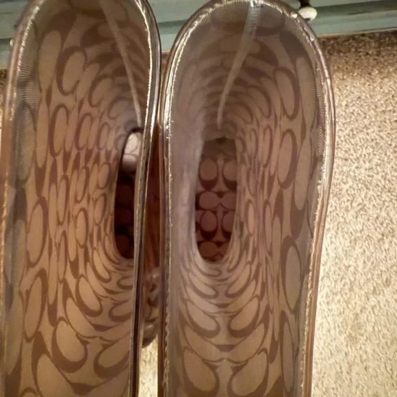 Authentic Coach logo 7 tall Brown Patterned Rain Boots $198 - Picture 4 of 8